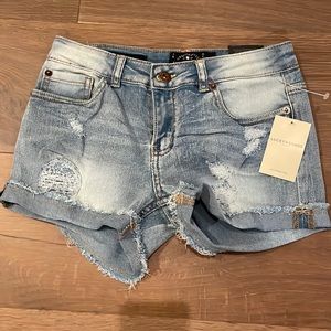 NWT Lucky Brand Riley Distressed Short Adjustable Waistband Size 10